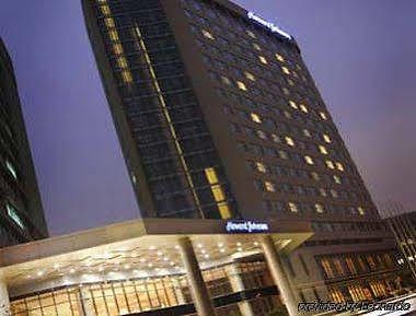 Howard Johnson Caida Plaza Shanghai Eksteriør billede